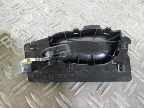 Used Front right interior door handle Front right interior door handle PEUGEOT 307 (3A/C) 2.0 HDi 110 (107 hp) 25069623 25069623