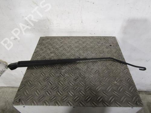 Front windshield wiper arm PEUGEOT 1007 (KM_) 1.6 16V | BP25097673C143