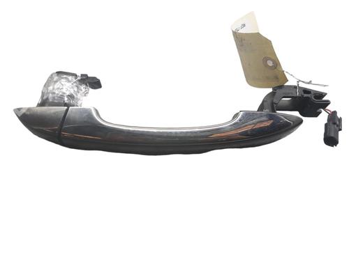 Used Rear right exterior door handle Rear right exterior door handle 25073886 25073886
