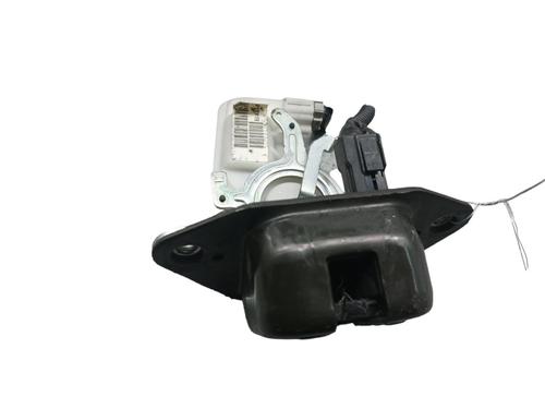Used Tailgate lock HONDA CIVIC VIII Hatchback (FN, FK) 2.2 CTDi (FK3) (140 hp) 25103358