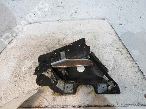 Used Front right interior door handle Front right interior door handle MERCEDES-BENZ E-CLASS (W210) E 300 Turbo-D (210.025) (177 hp) 10606808 10606808