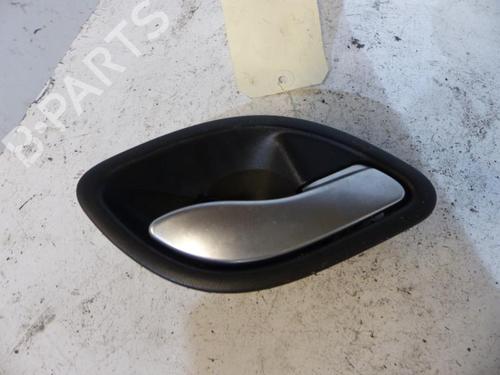 Used Front right interior door handle RENAULT VEL SATIS (BJ0_) 2.2 dCi (BJ0H) (116 hp) 25067679