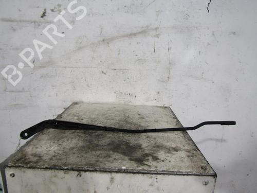 Used Front windshield wiper arm Front windshield wiper arm VW GOLF III (1H1) [1989-2000] 33304958 33304958