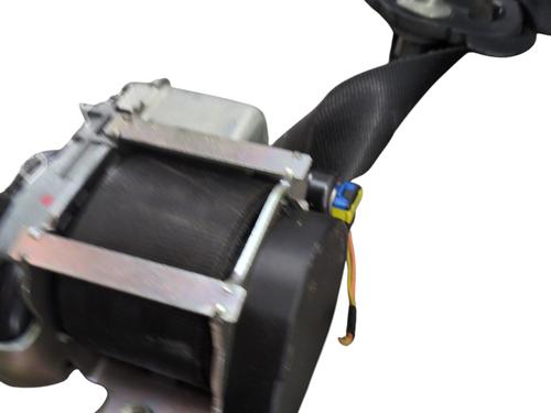Front right seatbelt PEUGEOT 508 I (8D_) 2.0 HDi Hybrid4 AWC | BP30443705I25