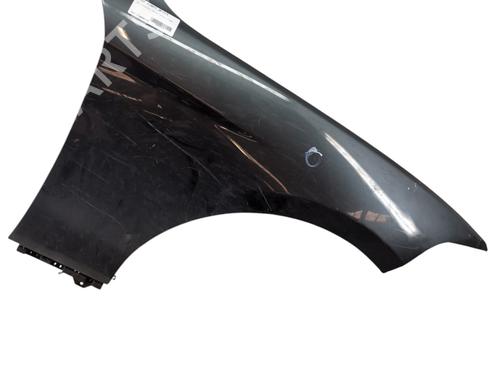 Used Right front fenders BMW 1 (F20) 116 d (116 hp) 28044763