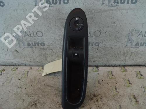 Used Right front window switch Right front window switch RENAULT CLIO II (BB_, CB_) [1998-2016] 10611734 10611734