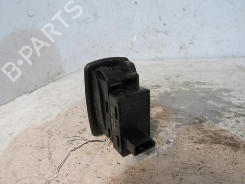 Used Right rear window switch Right rear window switch BMW 1 (E87) 118 d (122 hp) 25109802 25109802