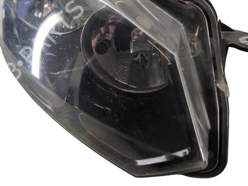 Right headlight VW GOLF VI (5K1) 2.0 TDI | BP30881687C29 