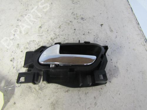 Venstre bak invendig håndtak CITROËN C4 Grand Picasso I (UA_) 2.0 HDi 138 (136 hp) 25094434
