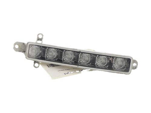 Used Left daytime light Left daytime light 39521554 39521554