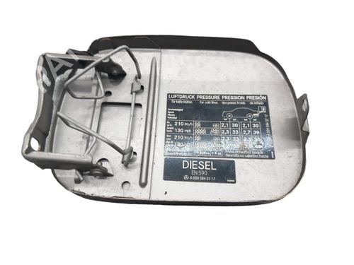 Fuel flap MERCEDES-BENZ CLK (C209) CLK 220 CDI (209.308) | BP25053772C131 