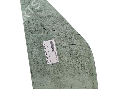 Front right quarter glass RENAULT MASTER II Van (FD) 2.5 dCi 120 | BP26233769C112 