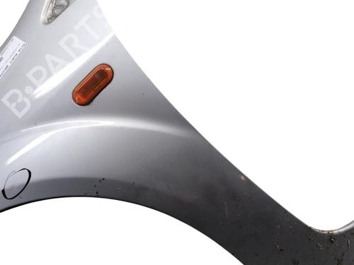 Used Left front fenders FORD FIESTA V (JH_, JD_) 1.25 16V (75 hp) 30813800