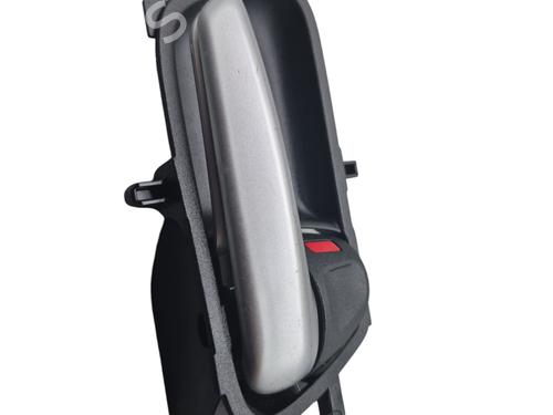 Højre bagtil invendig håndtag TOYOTA AYGO X (_B7_) 1.0 VVT-i (KGB70) (72 hp) 25075225