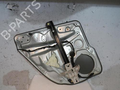 Used Rear right window mechanism Rear right window mechanism VW BORA I (1J2) 1.6 (101 hp) 25108692 25108692