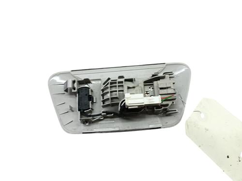 interior-roof-light-toyota-aygo-_b4_-2014-25057012 main image