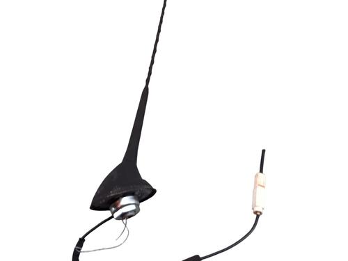 Antenne/Halterung für PEUGEOT 2008 I (CU_) 1.2 VTi (82 hp) 31279490