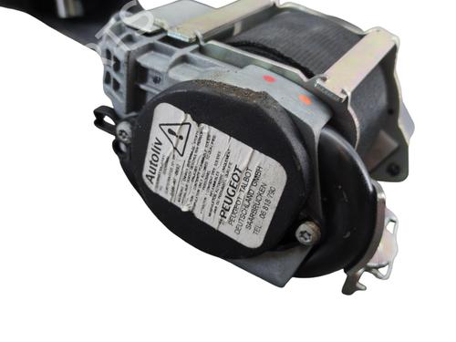 Front right seatbelt PEUGEOT 508 I (8D_) 2.0 HDi Hybrid4 AWC | BP30443705I25
