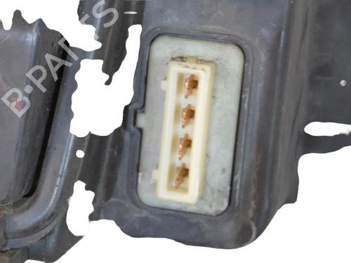 Used Right headlight VW POLO (6N2) 1.4 TDI (75 hp) 25070552