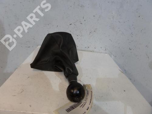 Used Manual gearbox selector Manual gearbox selector FIAT DOBLO Box Body/MPV (223_) 1.3 D Multijet (75 hp) 10608268 10608268