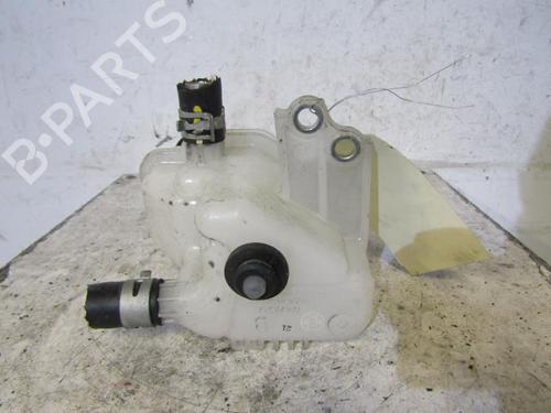 Expansion tank TOYOTA YARIS (_P13_) 1.5 Hybrid (NHP130_, NHP130) | BP25106562C120 