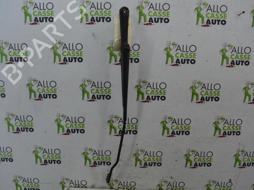 Used Front windshield wiper arm SKODA FABIA I (6Y2) 1.4 (68 hp) 25115481
