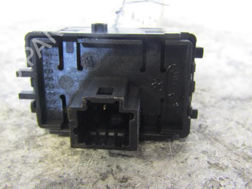 Used Right front window switch Right front window switch RENAULT LAGUNA III (BT0/1) 2.0 dCi (BT01, BT08, BT09, BT0E, BT0K, BT12, BT1C, BT1D,... (150 hp) 25106101 25106101