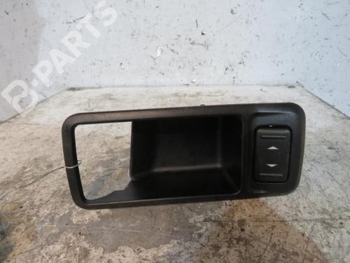 Used Right front window switch Right front window switch FORD FOCUS C-MAX (DM2) 2.0 TDCi (136 hp) 10606509 10606509