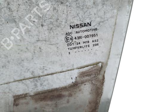 Türscheibe links vorne für NISSAN JUKE (F15) 1.5 dCi (110 hp) 30443730