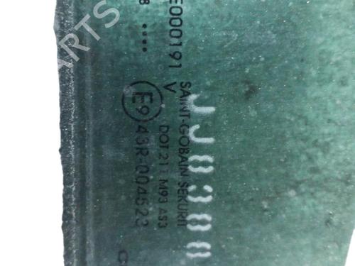 rear-right-door-window-citroen-c4-spacetourer-3d_-2018-25077070 main image