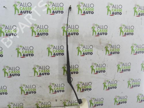 Used Front windshield wiper arm KIA CARNIVAL II (GQ) 2.9 CRDi (144 hp) 25263134