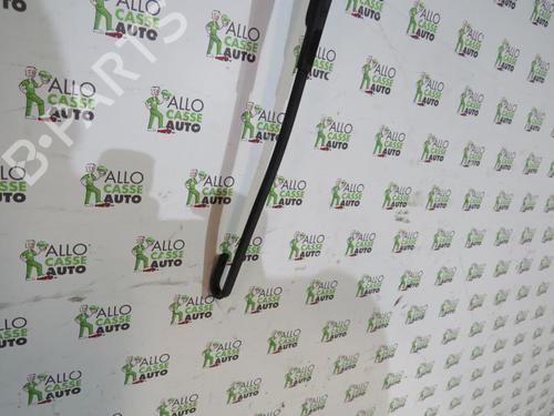 front-windshield-wiper-arm-vw-fox-hatchback-5z1-5z3-5z4-2003-2004-2005-2006-2007-2008-2009-2010-2011-2012-2013-2014-2015-25097261 main image