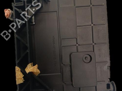 fuse-box-citroen-c4-ii-nc_-2009-34107868 main image