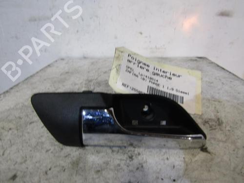 Used Rear left interior door handle OPEL ZAFIRA / ZAFIRA FAMILY B (A05) 1.9 CDTI (M75) (120 hp) 25064035