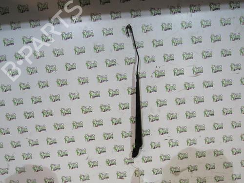 Used Front windshield wiper arm CITROËN XSARA (N1) 1.9 D (68 hp) 25097120