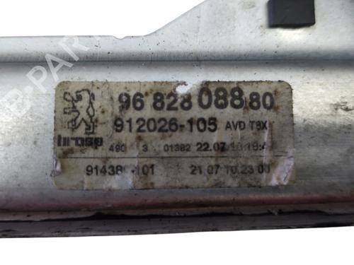 Used Front right window mechanism PEUGEOT 5008 (0U_, 0E_) 1.6 HDi (110 hp) 26957087