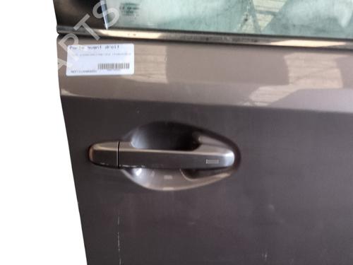 Używane Drzwi przednie prawe TOYOTA AURIS (_E18_) 1.8 Hybrid (ZWE186_, ZWE186R) (136 hp) 30911092