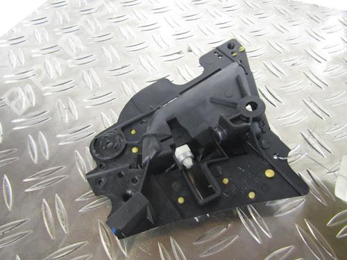 Used Front right interior door handle Front right interior door handle MERCEDES-BENZ E-CLASS (W210) E 300 Turbo-D (210.025) (177 hp) 25113521 25113521