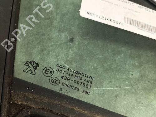 front-right-quarter-glass-peugeot-208-i-ca_-cc_-2012-2013-2014-2015-2016-2017-2018-2019-2020-2021-32438376 main image