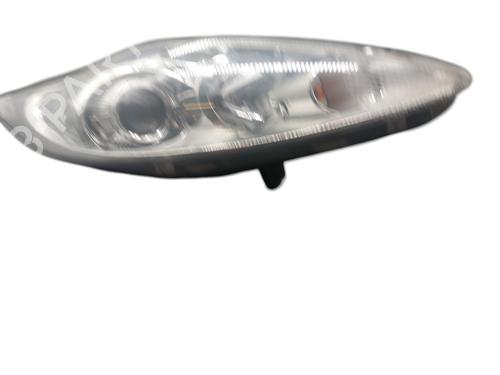 Right headlight FORD FIESTA VI (CB1, CCN) 1.4 | BP25100596C29 