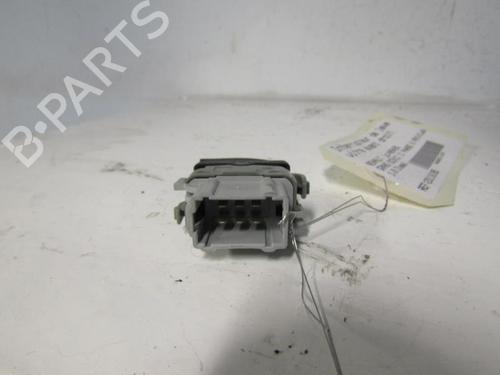 Used Right front window switch Right front window switch RENAULT SCÉNIC II (JM0/1_) [2003-2010] 25094212 25094212