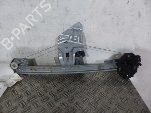 Rudehejsemekanisme ventre foran DACIA SANDERO II 1.0 SCe 75 (B8JC, B8JD) (73 hp) 25065441