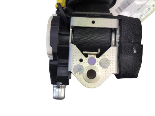 rear-left-seatbelt-mercedes-benz-e-class-w212-2009-2010-2011-2012-2013-2014-2015-2016-27409143 main image