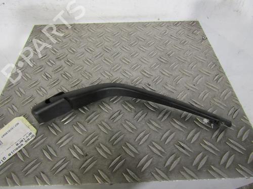 Used Rear windshield wiper arm HYUNDAI i10 I (PA) 1.1 CRDi (75 hp) 25108636