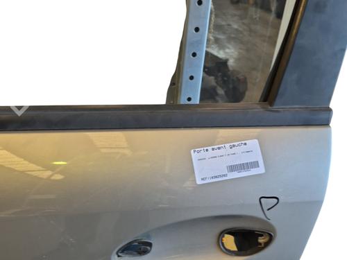 Used Left front door Left front door MERCEDES-BENZ M-CLASS (W164) ML 350 4-matic (164.186) (272 hp) 25653970 25653970