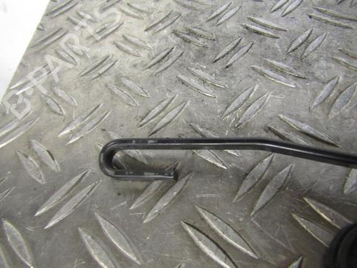 Used Front windshield wiper arm Front windshield wiper arm 25113227 25113227