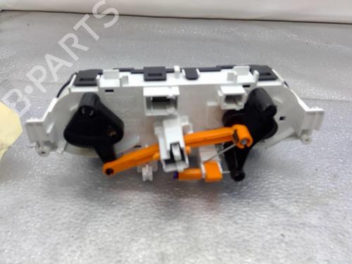 Used Climate control PEUGEOT 208 I (CA_, CC_) 1.2 PureTech 82 (82 hp) 25111594