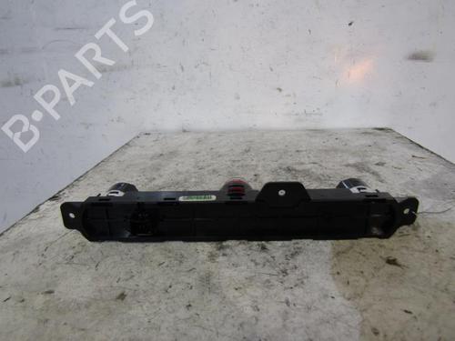 Used Warning switch Warning switch FIAT 500 (312_) 1.2 (312AXA1A) (69 hp) 25064028 25064028