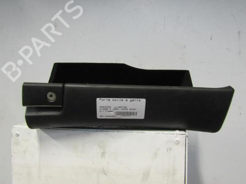 Used Glove box Glove box MERCEDES-BENZ C-CLASS (W203) C 220 CDI (203.006) (136 hp) 25094338 25094338