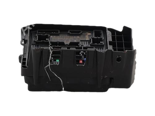 Used Fuse box Fuse box 37201271 37201271